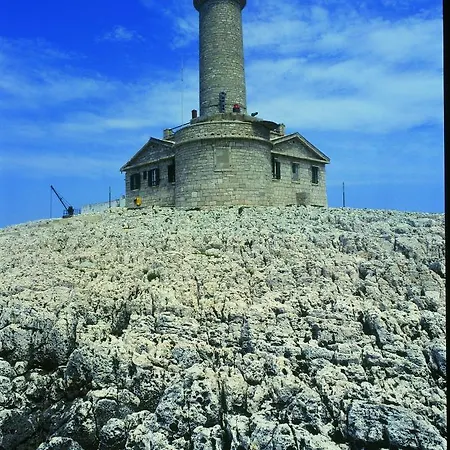 Porer Lighthouse 1833 アパート *
