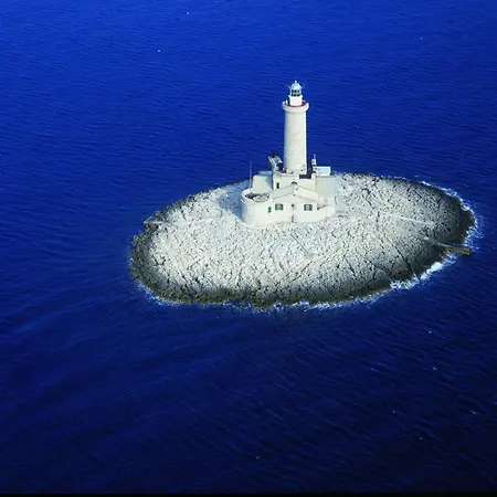 Porer Lighthouse 1833 アパート